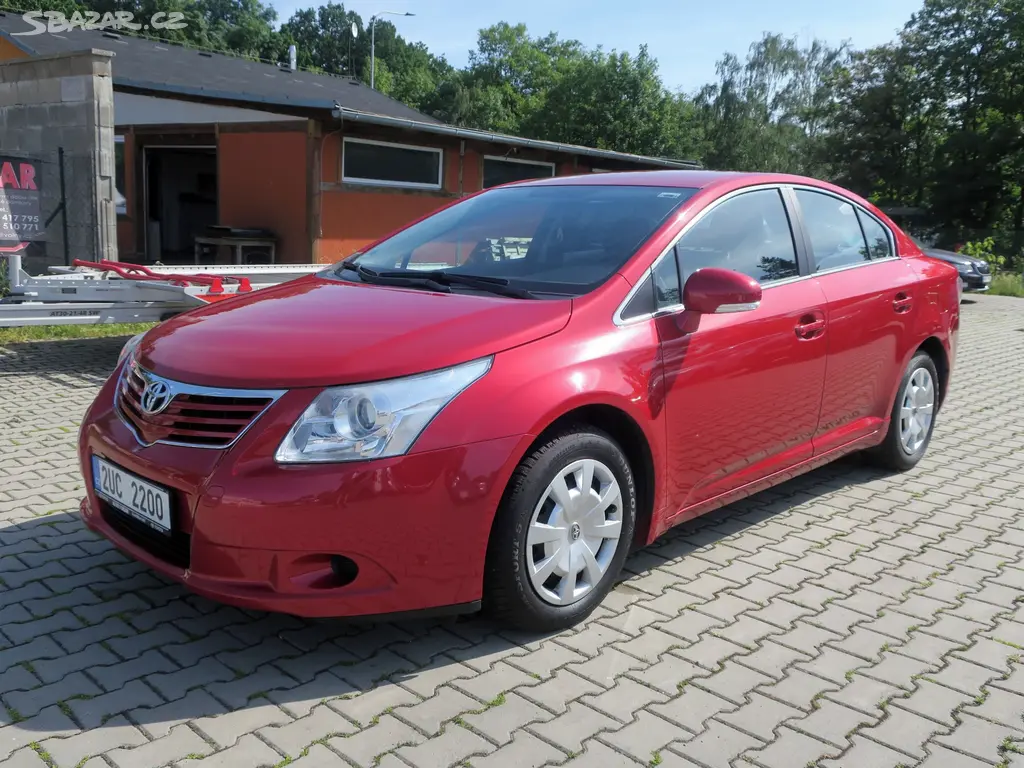 Toyota Avensis 1.6 i 16V 97 kW